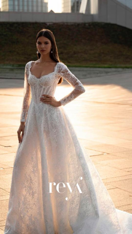 METROPOLITAN CHIC 16