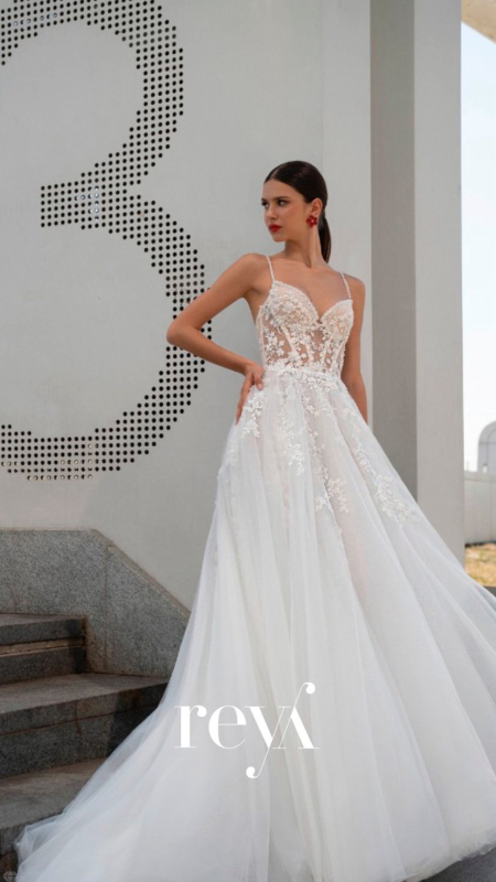 METROPOLITAN CHIC 12