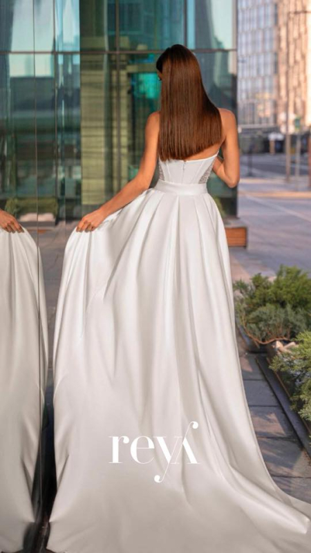 METROPOLITAN CHIC 10