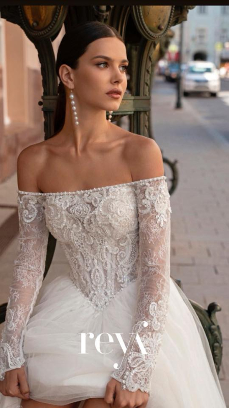 METROPOLITAN CHIC 11