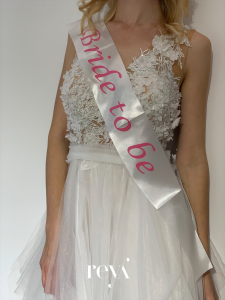 PETRECEREA BURLACITELOR - Esarfa burlacita Bride to be