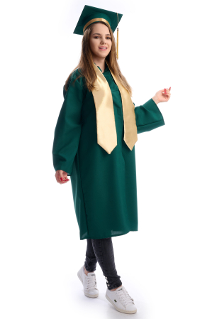 Roba colorata, Toca si Esarfa - robe absolvire