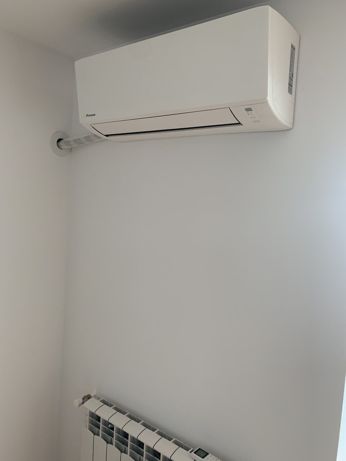 Lucrare montaj aer conditionat RobertSim