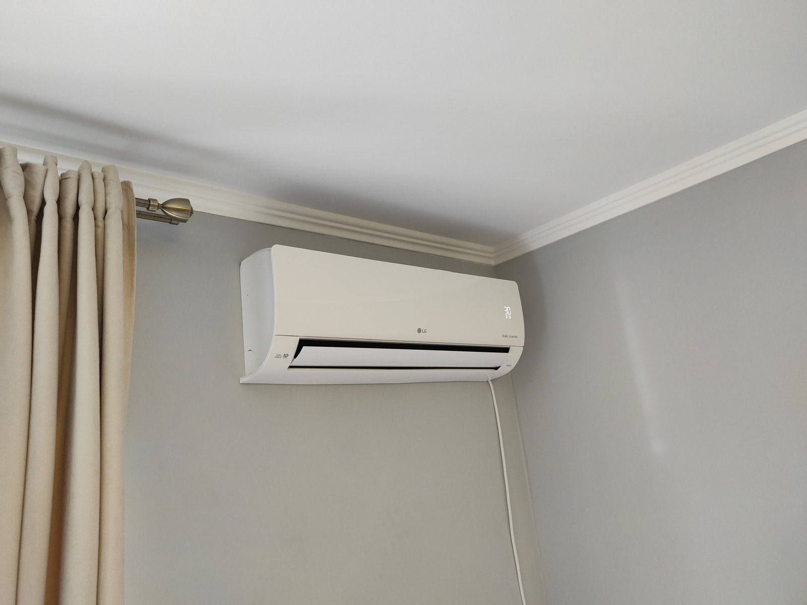 Lucrare montaj aer conditionat RobertSim