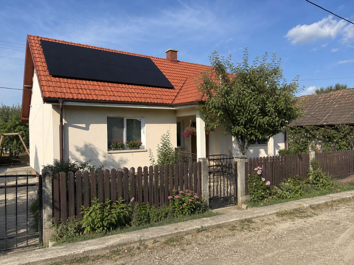 Lucrare sistem fotovoltaic rezidential RobertSim