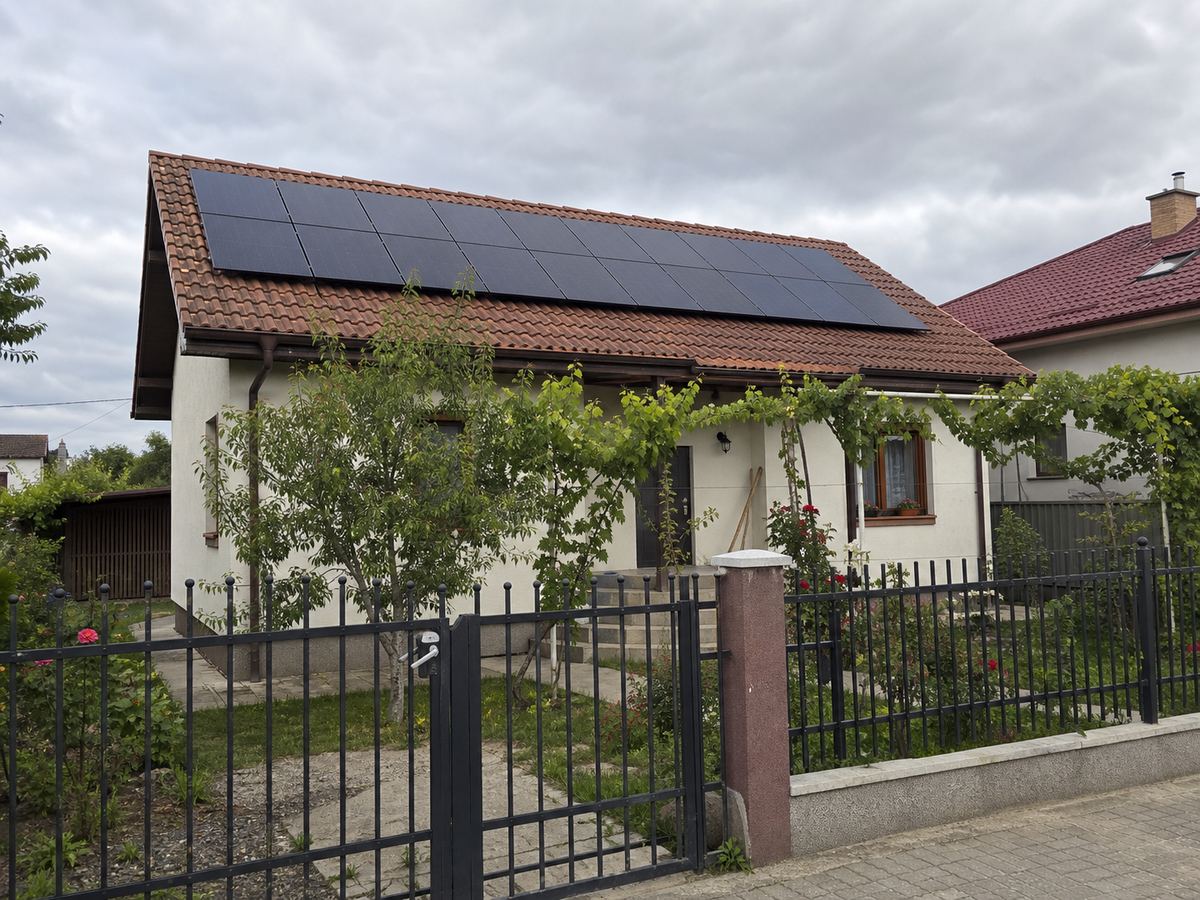 Lucrare sistem fotovoltaic rezidential RobertSim