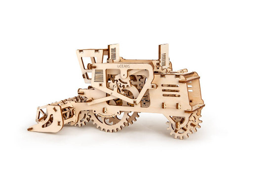 Combina agricola UGears [4]