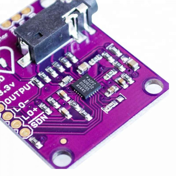 Modul senzor ECG AD8232 [4]