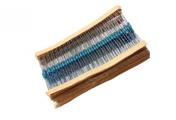 Pachet de 600 rezistoare de 10Ω-1MΩ [3]