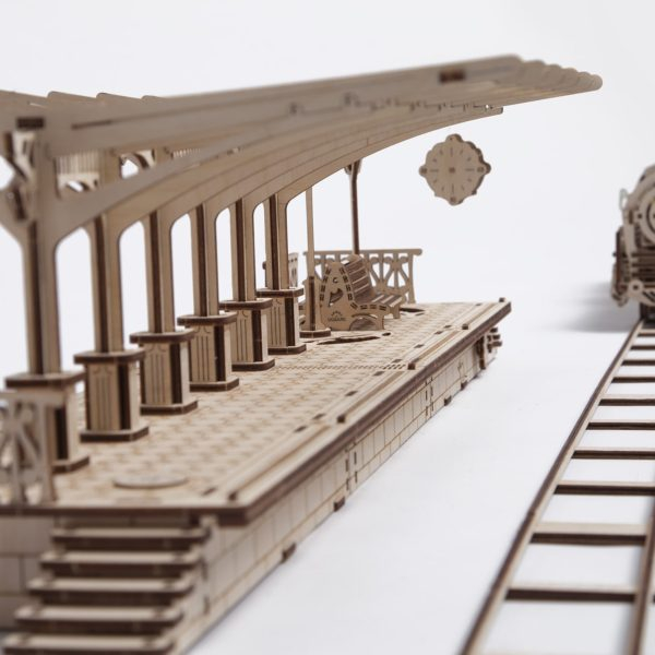 Peron tren [10]