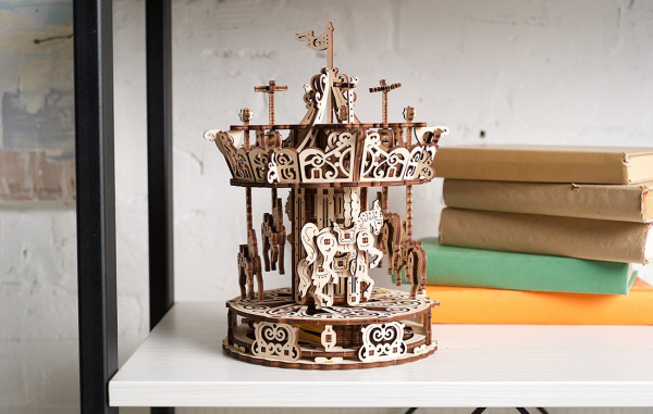 Puzzle mecanic 3D Ugears Carusel [10]
