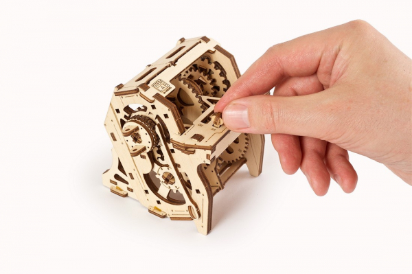Puzzle mecanic Ugears Cutia de viteze [7]