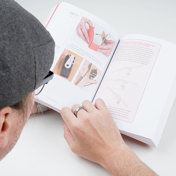 The SparkFun Arduino Inventor's Guide [3]