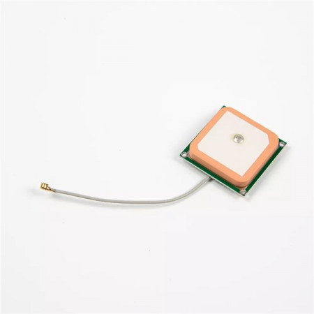 Antene - Antena GPS activa ceramica incorporata cu inalta sensibilitate de 28db, de dimensiuni 5258mm si lungimea de 5 cm, compatibila cu NEO-6M, NEO-7M, NEO-8M.