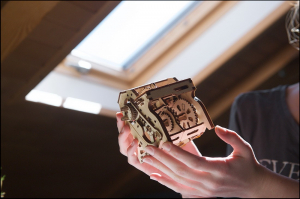 Puzzle mecanic Ugears Cutia de viteze [12]