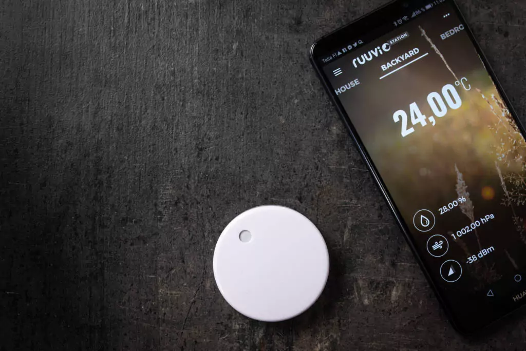 Cum să monitorizezi temperatura și umiditatea într-un supermarket? — soluția cu senzori wireless