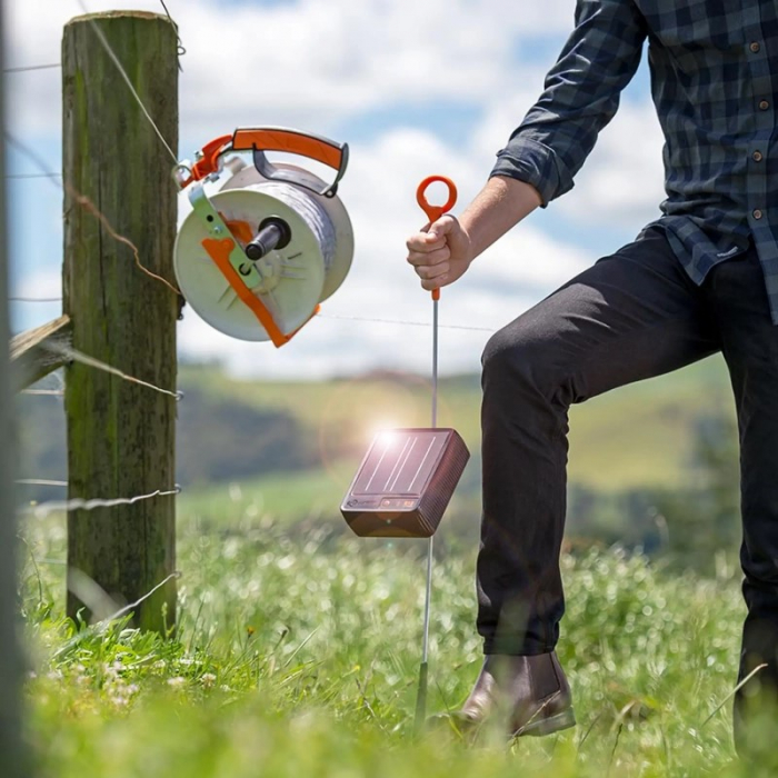 Aparat gard electric solar 3in1 – Gallagher S12 Solar - baterie cu litiu [6]