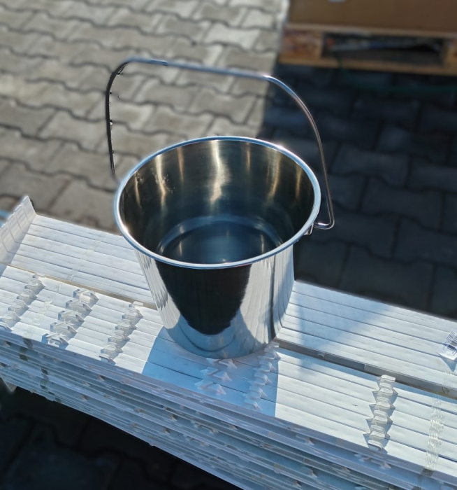 Galeata inox 8,5 litri cu maner [2]