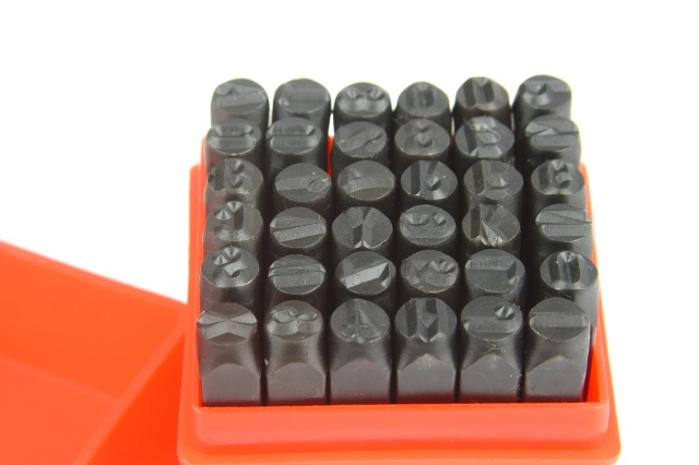SET PANSOANE LITERE SI CIFRE 36 PIESE 8 mm [1]