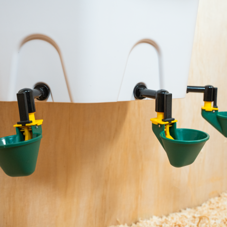 Adăpătoare păsări, găini și pui,  8 litri, cu 3 cupe [1]