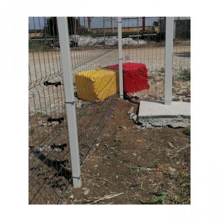 Izolatori gard electric montaj pe plasa sudata sau rabbit [2]