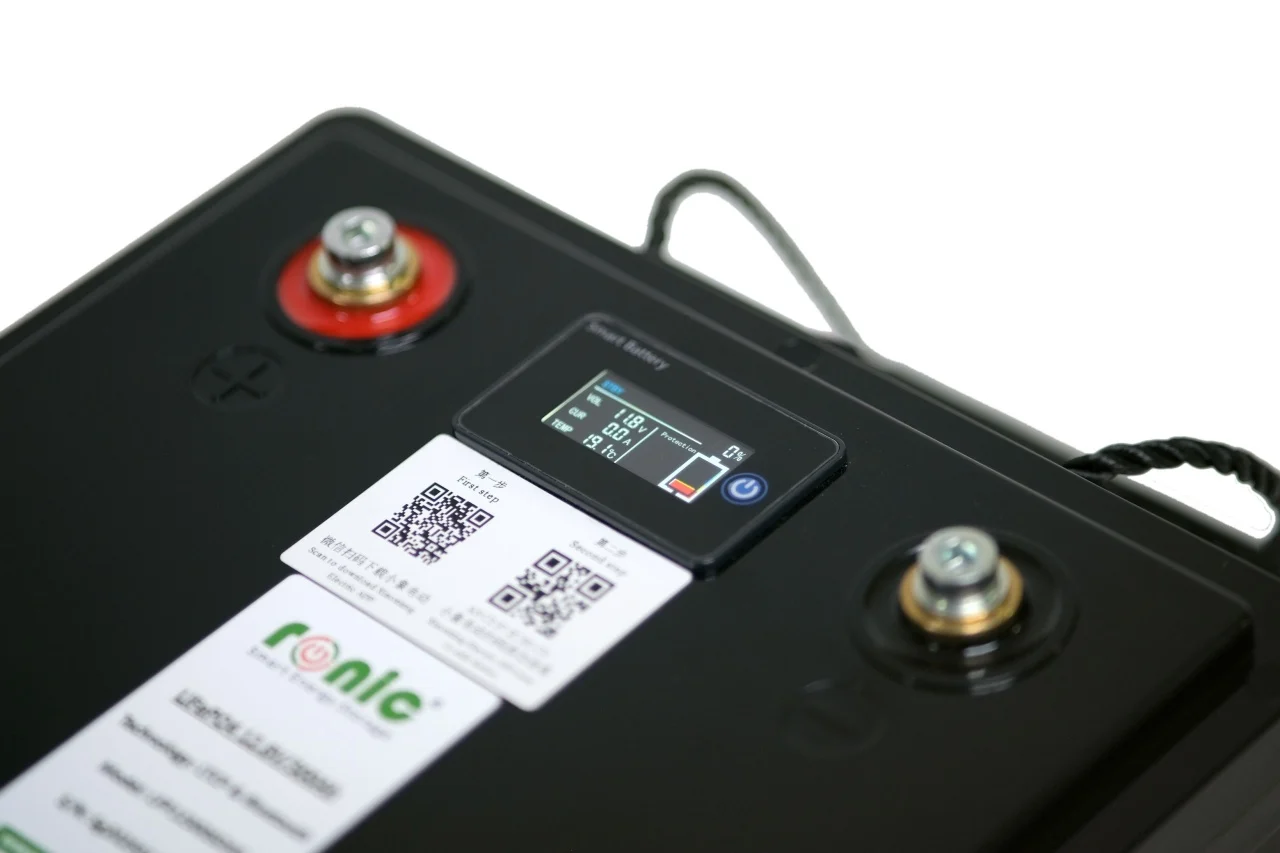 https://www.rolimag.ro/baterie-acumulator-lifepo4-12-8v-300ah-functie-bluetooth-si-ltcp-model-lfp12300sdsg.html?preview=1#prod-gallery-1 [4]