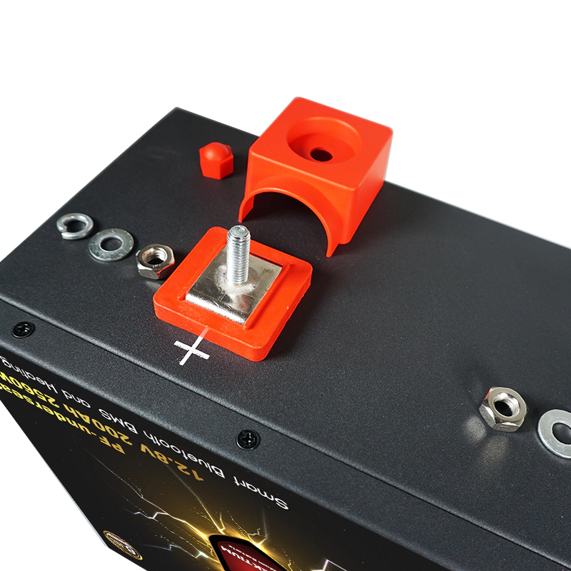 https://www.rolimag.ro/baterie-cu-litiu-perfektium-seria-pf-lifepo4-12-8v-200ah-smart-bms-cu-bluetooth-baterie-sub-scaun-pentru-autocaravan%C4%83-cu-%C3%AEnc%C4%83lzitor.html?preview=1#prod-gallery-1 [10]