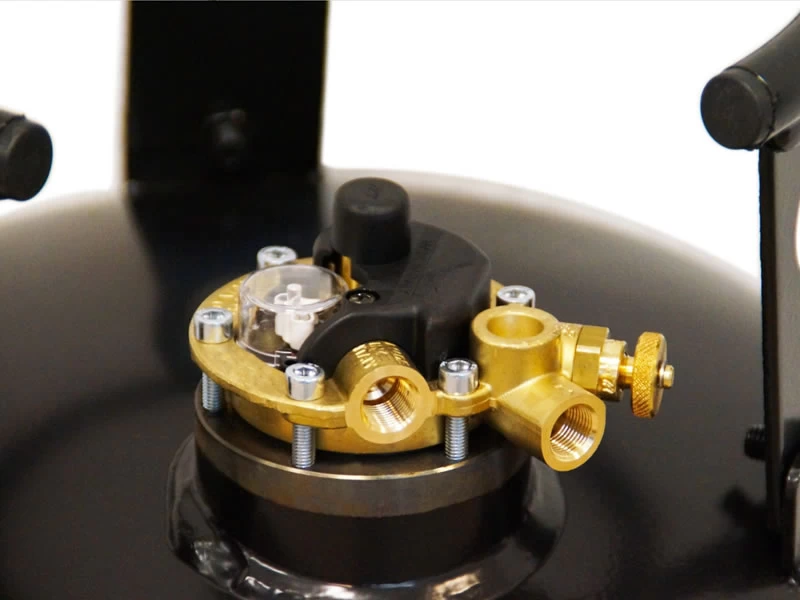 https://www.rolimag.ro/butelie-rezervor-gpl-reincarcabila-cu-multivalva-si-indicator-30-24-litri-m12x1.html?preview=1#prod-gallery-2 [3]