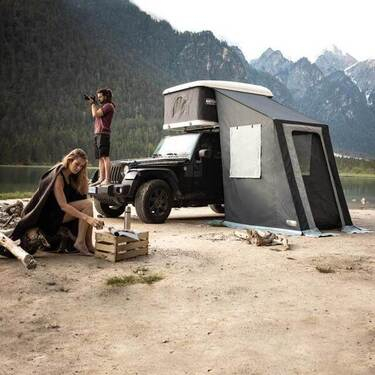 https://www.rolimag.ro/terase-corturi-accesorii/cabina-de-schimbare-pentru-suv-maggiolina-h-186-200-cm-vestar-pentru-cort-de-acoperi%C8%99-maggiolina-pentru-%C3%AEn%C4%83l%C8%9Bimea-vehiculului-186-200-cm.html#prod-gallery-1 [4]