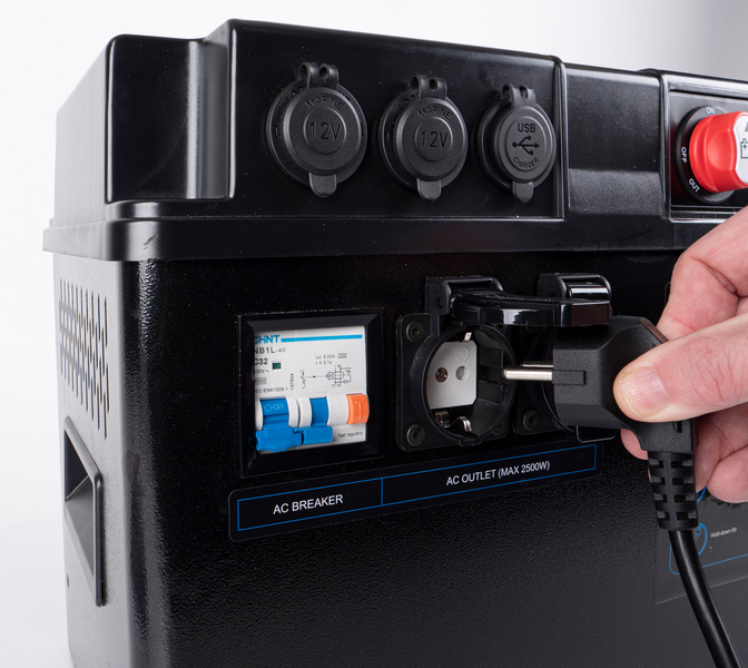 https://www.rolimag.ro/carbest-lifepo4-lithium-lithpowerunit-120-120ah-unitate-de-alimentare-multifunc%C8%9Bional%C4%83-baterie-lifepo4-1536wh-invertor-2500w-controler-solar-mppt.html?preview=1#prod-gallery-1 [3]