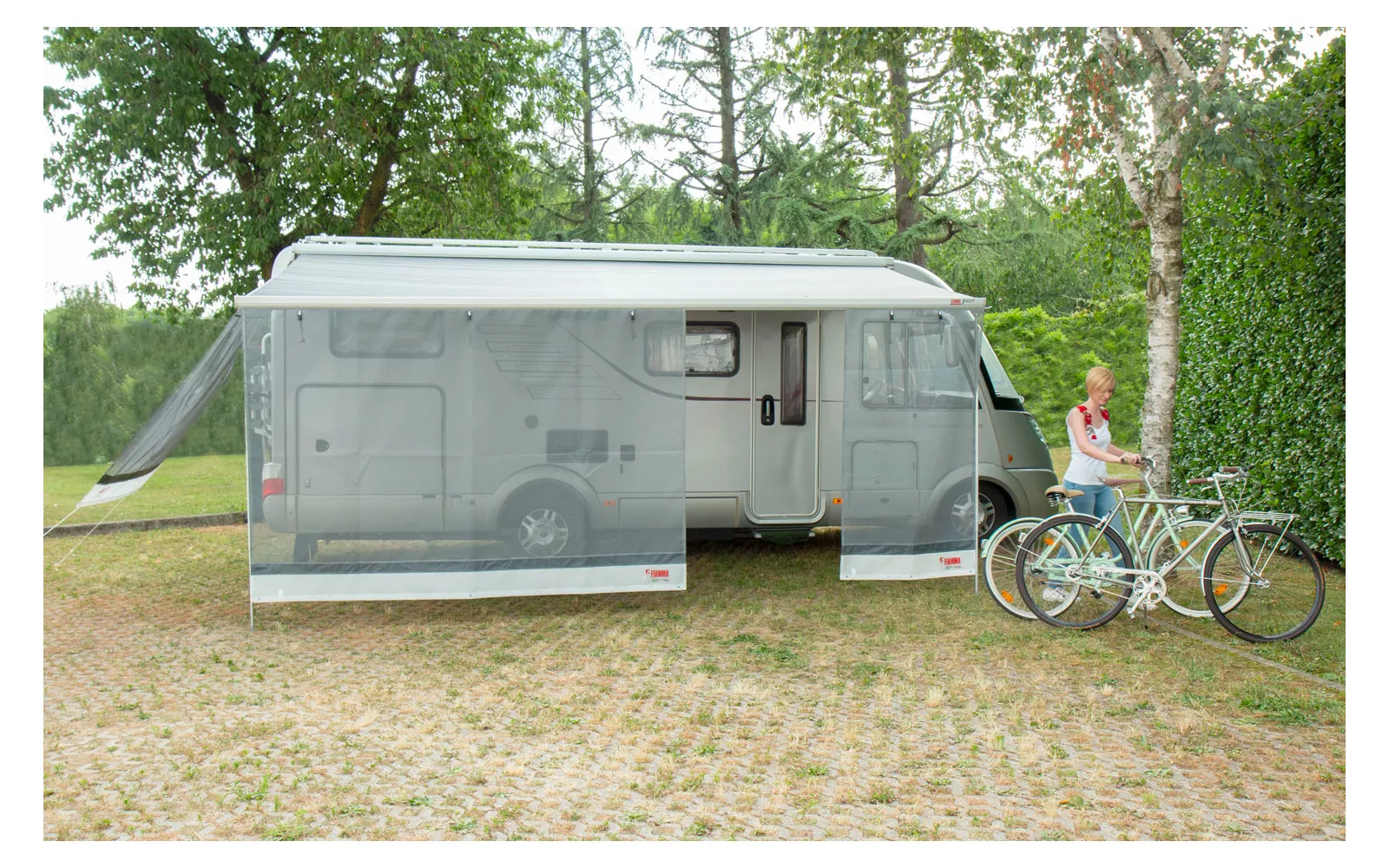Fiamma Sun View XL 450 accesoriu copertina perete frontal Lungime minimă copertina 450 cm [2]
