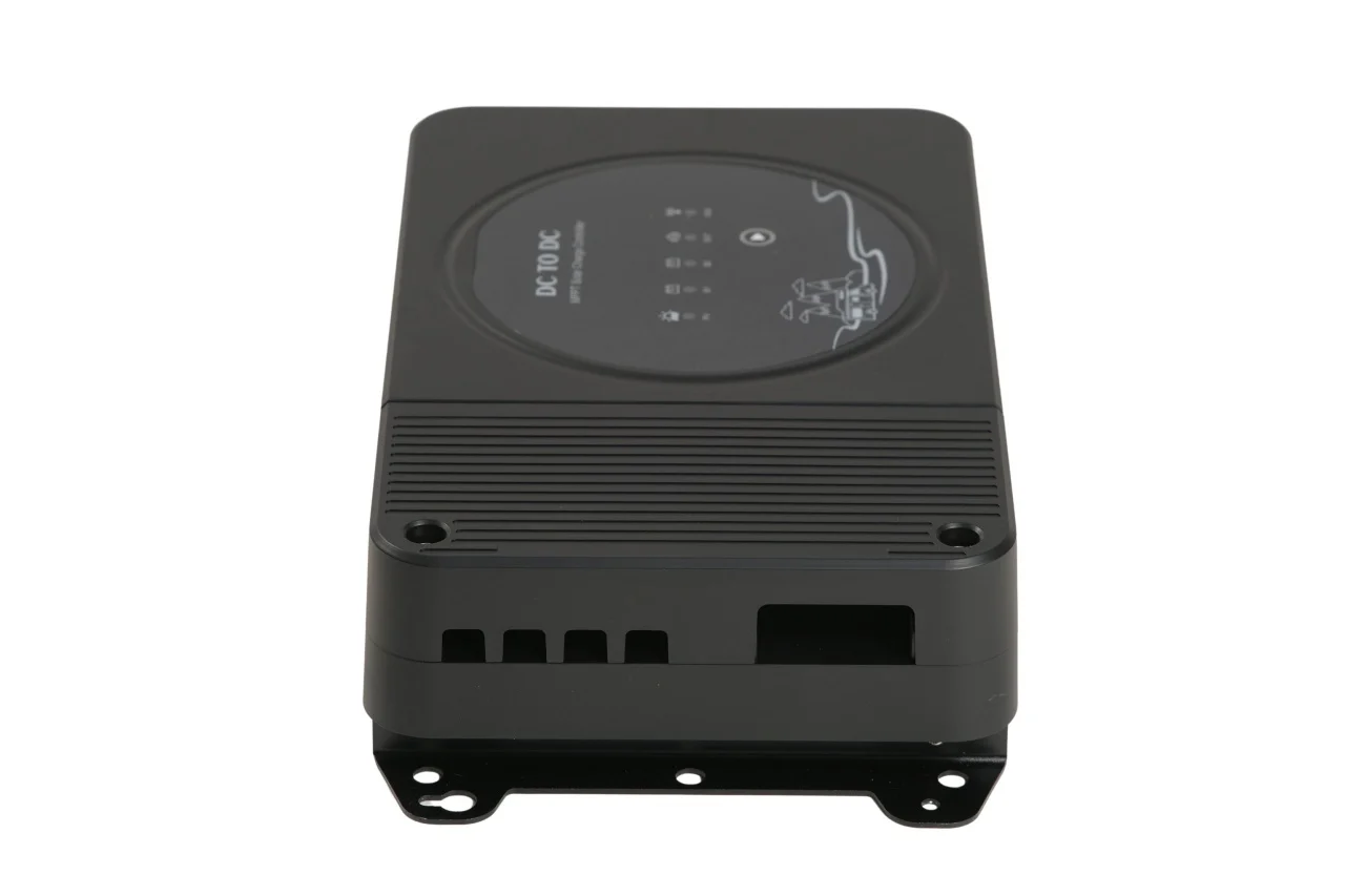 https://www.rolimag.ro/incarcator-dual-dc-dc-controler-regulator-incarcare-solara-mppt-m2430nd-12-24v.html?preview=1#prod-gallery-1 [6]