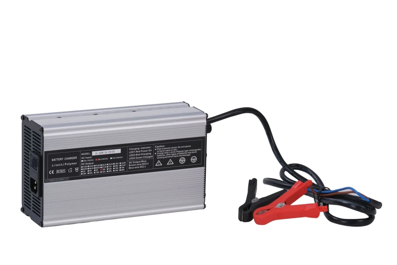 https://www.rolimag.ro/incarcator-redresor-acumulatori-lifepo4-48v-10a-model-dl-600w.html?preview=1#prod-gallery-1 [3]