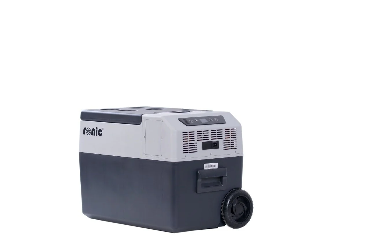 https://www.rolimag.ro/lada-frigorifica-portabila-cu-compresor-ronic-fc50-50-litri-functie-bluetooth.html?preview=1#prod-gallery-1 [2]