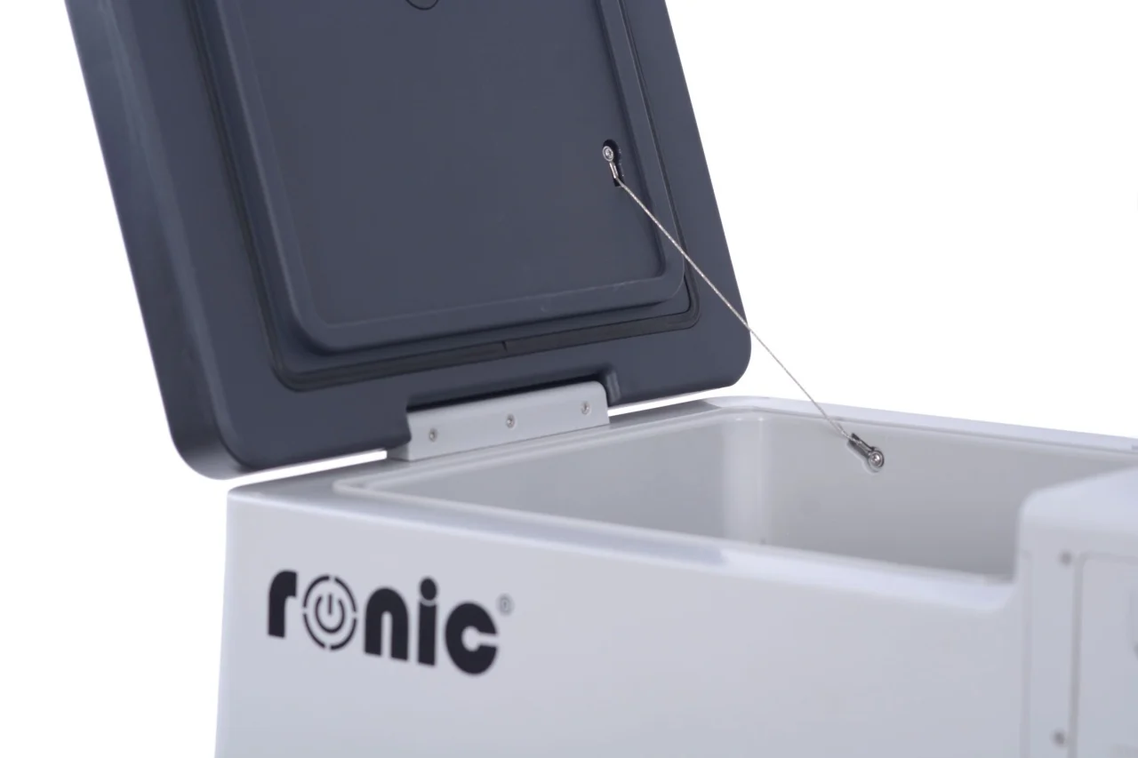 https://www.rolimag.ro/lada-frigorifica-portabila-cu-compresor-ronic-fcr-30a-30-litri-functie-bluetooth-baterie.html?preview=1#prod-gallery-1 [2]