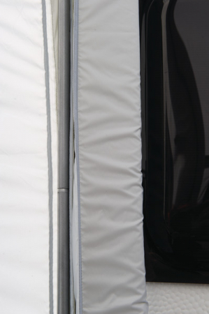 Copertina in saculet-caseta-accesorii - https://www.rolimag.ro/bara-de-presiune-%C8%99i-cordon-din-spum%C4%83-pentru-conectarea-la-rulot%C4%83.html?preview=1#prod-gallery