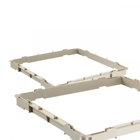 Trapa - https://www.rolimag.ro/cadru-adaptor-micro-heki-pentru-grosimea-acoperi%C8%99ului-43-60mm.html?preview=1#prod-gallery