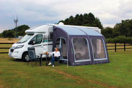 Iveco - https://www.rolimag.ro/copertina-caravanei-e-sport-air-235-250cm.html?preview=1#prod-gallery