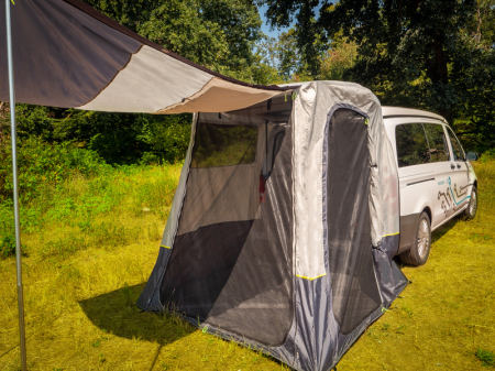 https://www.rolimag.ro/cort-spate-update-vito-premium-pentru-mercedes-vito.html?preview=1#prod-gallery-1 [4]