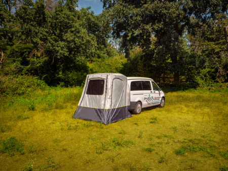 https://www.rolimag.ro/cort-spate-update-vito-premium-pentru-mercedes-vito.html?preview=1#prod-gallery-1 [1]