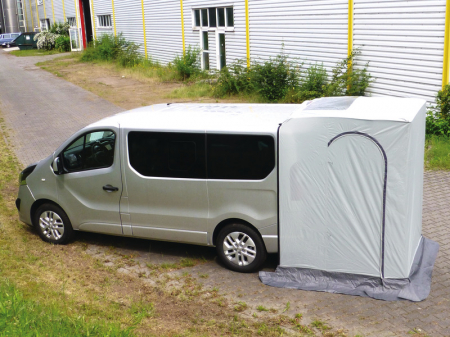 Cort-covor-fusta-terasa-accesorii - https://www.rolimag.ro/cort-vertical-de-spate-pentru-toyota-hiace-f%C4%83r%C4%83-st%C3%A2lpi-necesari.html?preview=1#prod-gallery