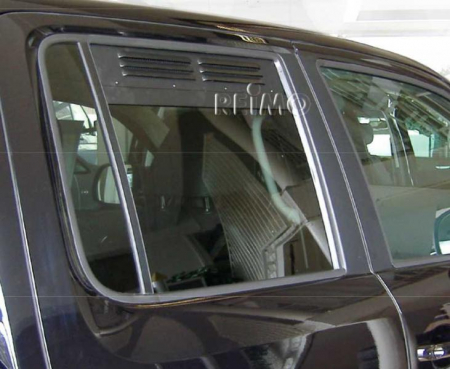 Cort-covor-fusta-terasa-accesorii - https://www.rolimag.ro/grila-de-aerisire-vw-amarok-de-la-geamul-frontal-01-2010.html?preview=1#prod-gallery