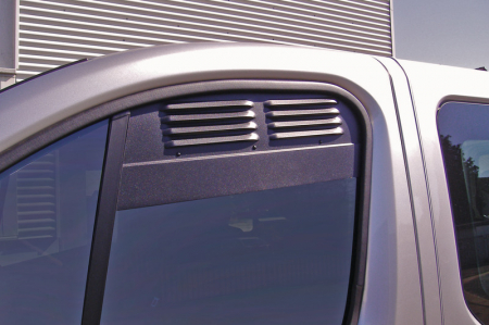 Renault-Opel - https://www.rolimag.ro/grila-de-ventila%C8%9Bie-a-cabinei-ventila%C8%9Bie-pentru-u%C8%99ile-cabinei-2.html?preview=1#prod-gallery