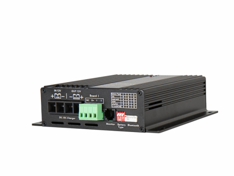 AGM - https://www.rolimag.ro/%C3%AEnc%C4%83rc%C4%83tor-de-baterie-12-v-30-a-design-compact-compatibil-cu-bluetooth-cu-modulul-bluetooth.html?preview=1#prod-gallery-1