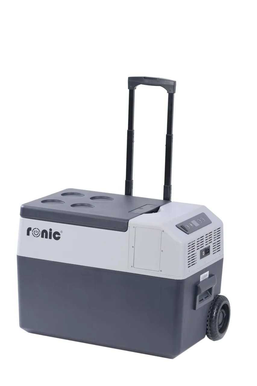 https://www.rolimag.ro/lada-frigorifica-portabila-cu-compresor-ronic-fc30-30-litri-functie-bluetooth.html?preview=1#prod-gallery-1 [6]