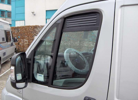 Grile de aerisire - https://www.rolimag.ro/grila-de-ventilatie-pentru-cabina-soferului.html?preview=1#prod-gallery