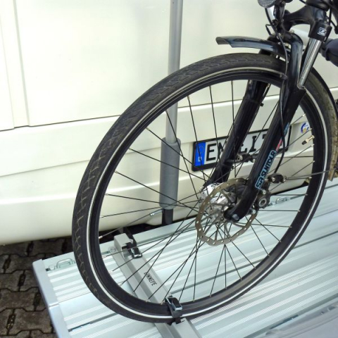 https://www.rolimag.ro/suport-biciclet%C4%83-basic-pentru-suportul-de-%C3%AEnc%C4%83rcare-slideport.html?preview=1#prod-gallery-1 [1]