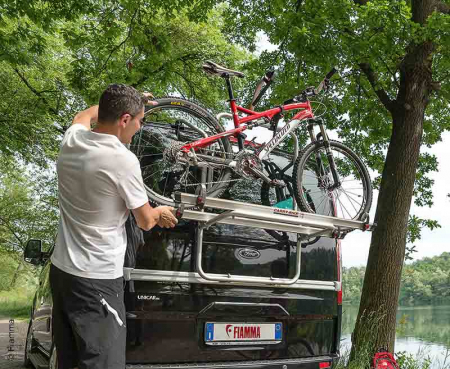 https://www.rolimag.ro/suport-pentru-biciclete-fiamma-ford-transit-custom-black.html?preview=1#prod-gallery