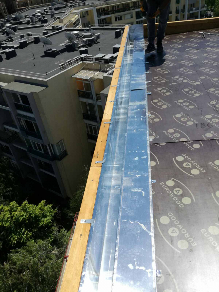 Invelitoare proiect aluminiu RAL 9006 [4]