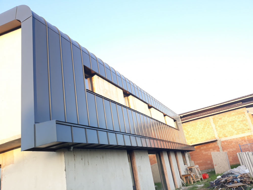 Invelitoare si fatada aluminiu prevopsit RAL 7016 [5]